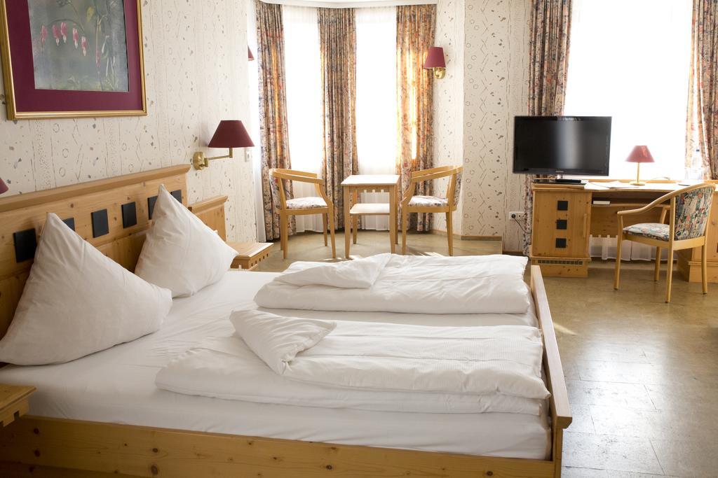 Hotel Hirsch Rothenberg Eksteriør billede